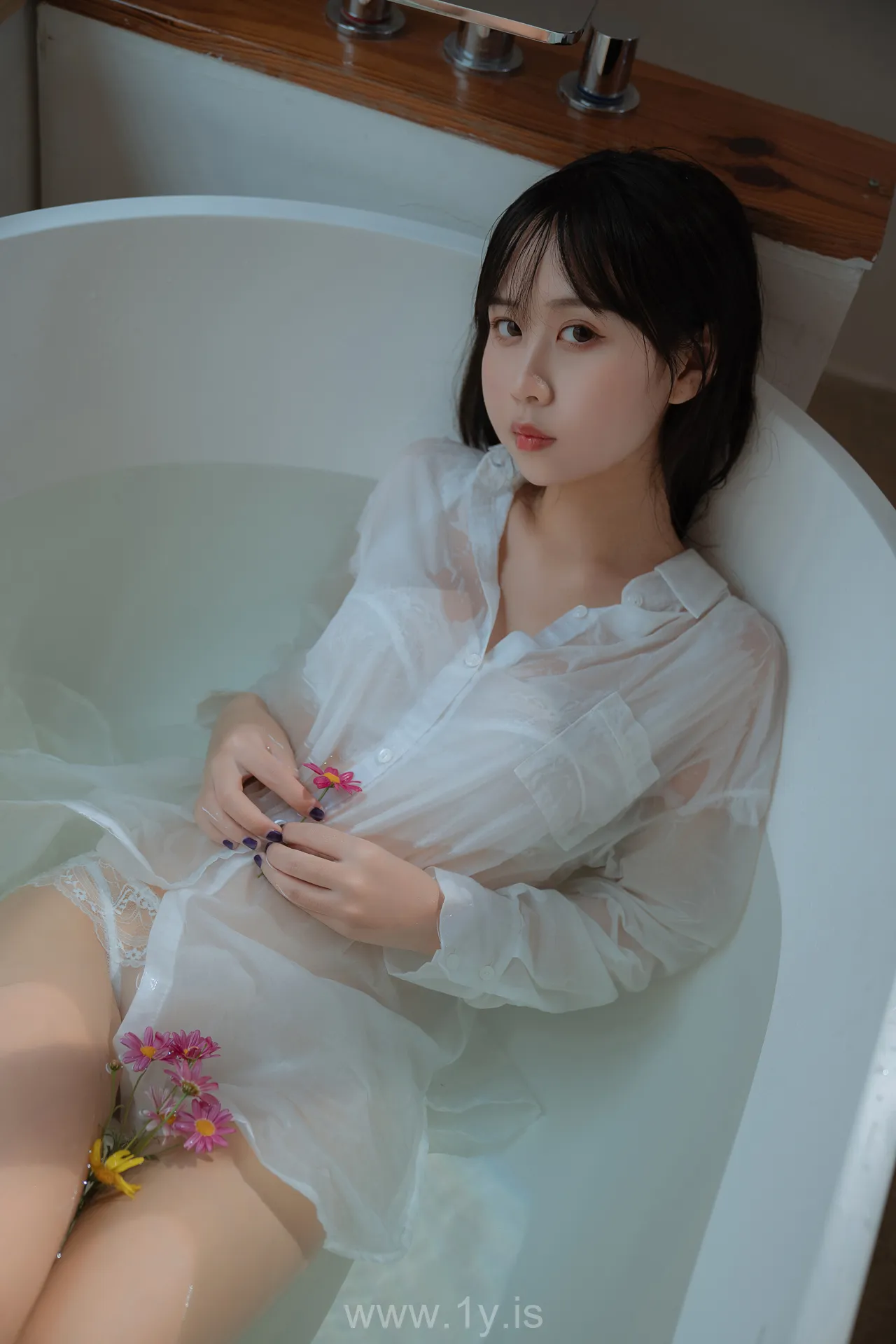 萌芽儿o0 NO.013 浴缸